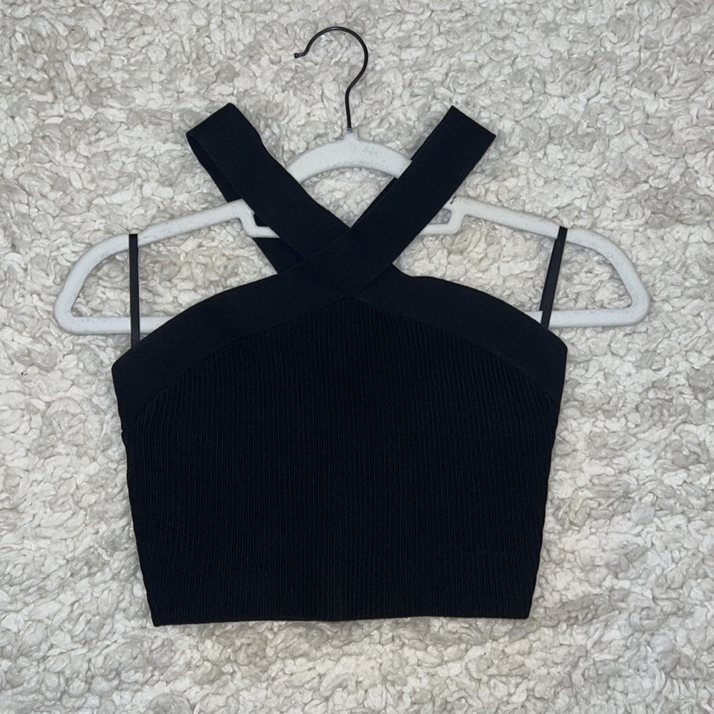 Aritzia Sculpt Knit Criss Cross Cropped Tank